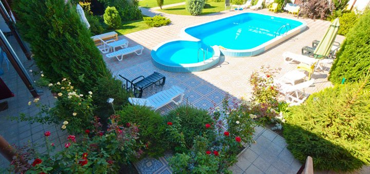 Discounts on holidays at the Olvia boarding house in Zhelezny Porto8