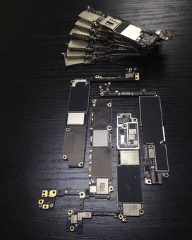 Ремонт телефонов apple в сервисном центре «Apple-Pirates» в Киеве. Обращайтесь к мастеру по акции.