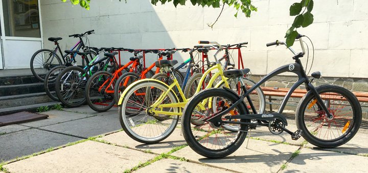 Bicycle rental at the KievMotion rental center in Kiev. Pay at a discount.