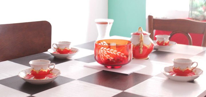 Quest Room "Alice in Wonderland." Book a quest at a discount. Promotions in the quest rooms of Mariupol.