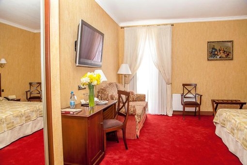 Promotions for accommodation at the hotel Reikartz Kamenetz-Podolsky 6