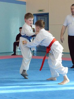 Sports club «Athlete» in the Dnieper. Pay for oriental dance classes at a discount.
