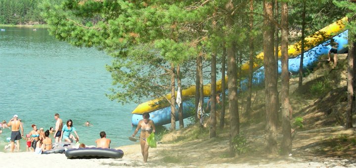 Rest in the eco-complex «Blue Lakes». Book at a discount2