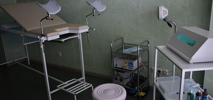 Комплексне обстеження у отоларинголога та видалення вушних пробок у центрі «VV Clinic»