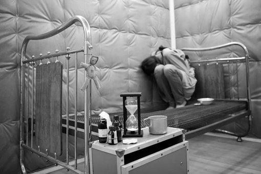 Квест кімнати на порталі «questroom». забронювати квест по знижці