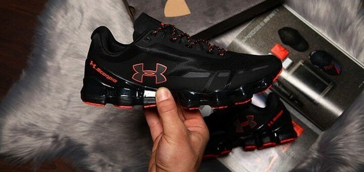 Фирменные кроссовки Under Armour в онлайн-магазине «Dropsider». Купить со скидкой.