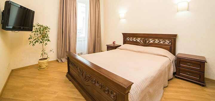 Скидки и акции на проживание апартаментах «Lux Apartment on Virmenska» во Львове