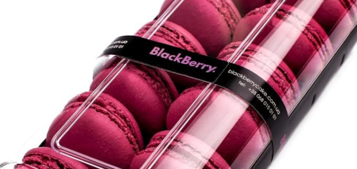 Black berry pastry shop