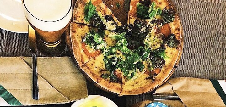 Піца в ресторані parmesan в маріуполі. замовляйте зі знижкою