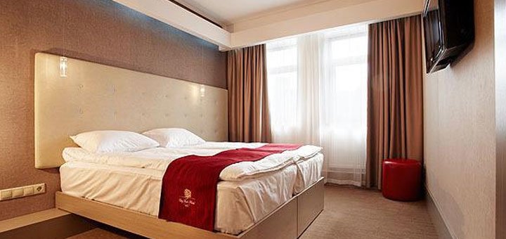 Номер в отеле «City Park Hotel» в Киеве. Забронировать номер в отеле со скидкой. Отель в центре Киева.