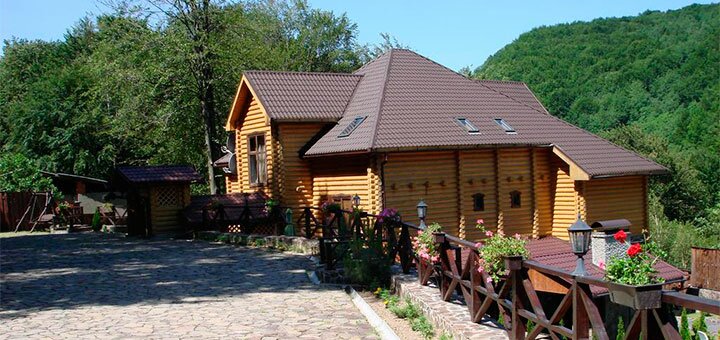 Знижки на відпочинок в комплексі «Срібне Джерело» в Карпатах8