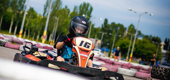 "SkyMall Karting Kiev" is a karting club in Kyiv. Ride the promotion.1