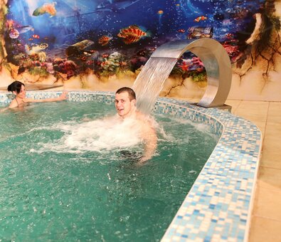 Aqua aerobics in the bath and health center lost world kherson. sign up for water aerobics for the promotion