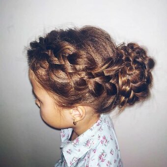 Weaving braids