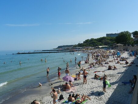 Big fountain beach in odessa. relax at a discount of 1
