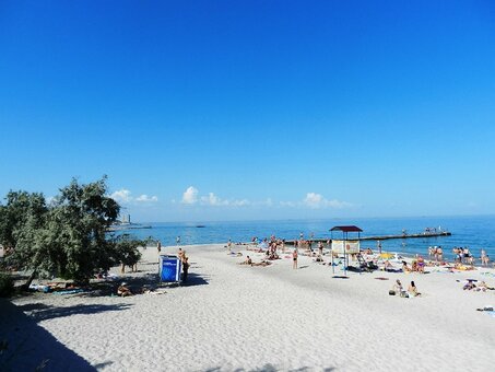 Big fountain beach in odessa. relax at a discount