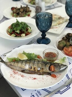 Ресторан гости, скидка на меню кухни