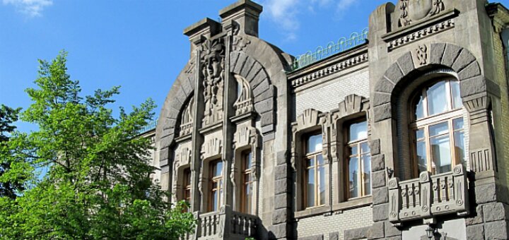«Дом плачущей вдовы» Киев