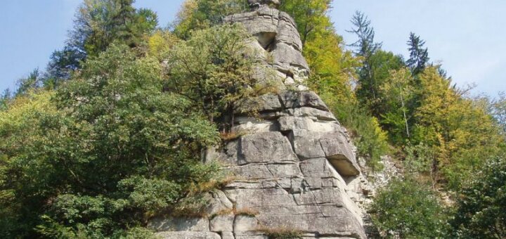 «скала кам'яна багачка»