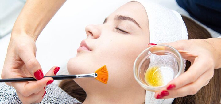 Up to 3 sessions of laser carbon facial peeling at the Face&Body center on special offer1