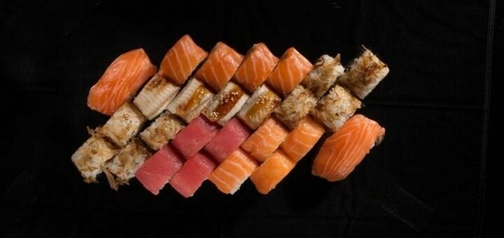 Суши и ролы с доставкой от «Sushi Drive» в Киеве. Заказать по акции.