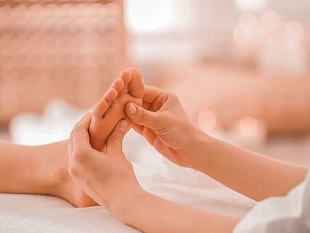 Салон PodoEstetik в Полтаве. Оплачивайте массаж по акции.
