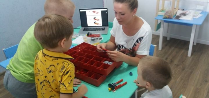 Клуб робототехники Kids & Robots в Одессе