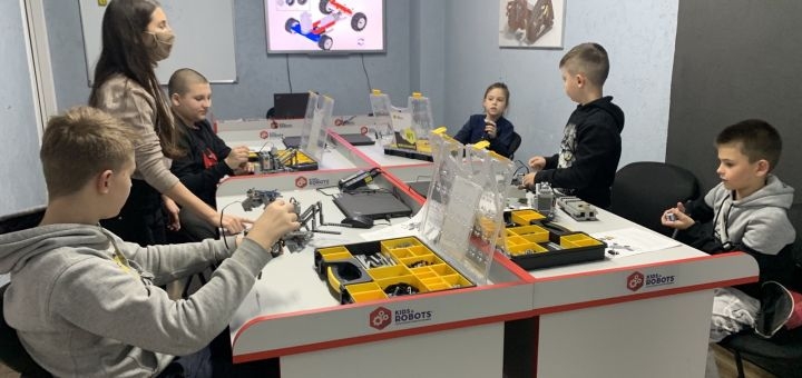 Клуб робототехники Kids & Robots в Одессе