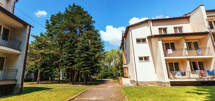 Nester-House, готель і турбаза в Світязі