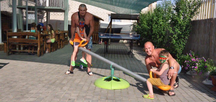 Animation for children at the Iceberg Hotel in the Iron Port. Book trips to the Black Sea at a discount.
