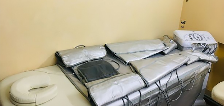 Кабинет аппаратной косметологии Relax Me в Харькове. Со скидкой.