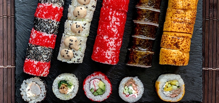 Kiko Rolls food delivery with 2% discount