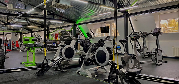Тренажерна зала iGYM. Відвідуйте по акції 36