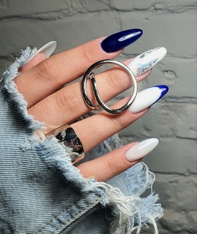 Manicurist Elena. Visit with special offer 21