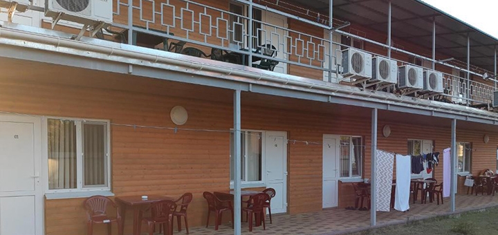 The Little Paradise Hotel in Zatoka. Enjoy a 10% discount on your stay.