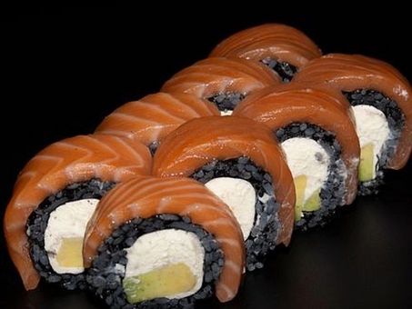 Aki Maki Sushi delivery. Order with a 10% discount.