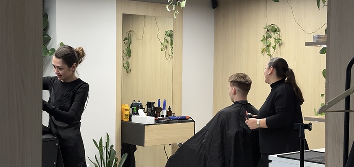 Kim's Barbershop. Visit with a 6% discount.