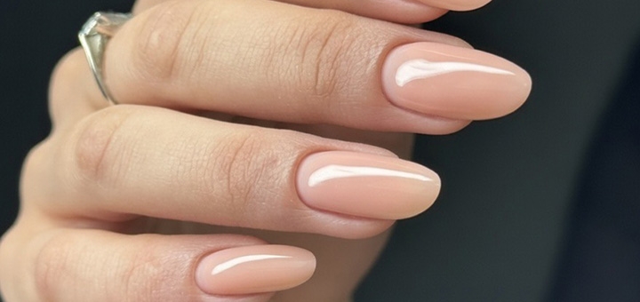 Манікюр студії Gloss up nails. Відвідуйте по акції 11