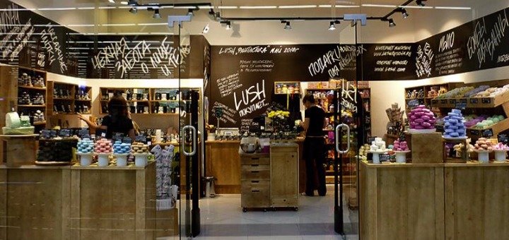 Promotion in LUSH stores