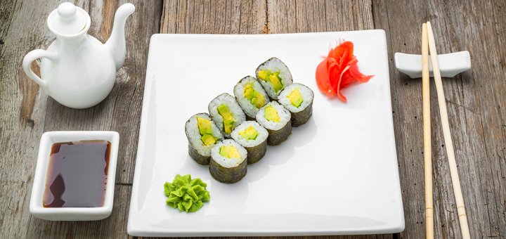 Sushi at the restaurant Terra Mare near Vinnitsa. Change the delivery of sushi according to the promotion.