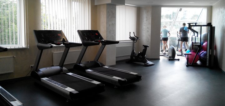 Gym &quot;temp&quot; with 10 promotions