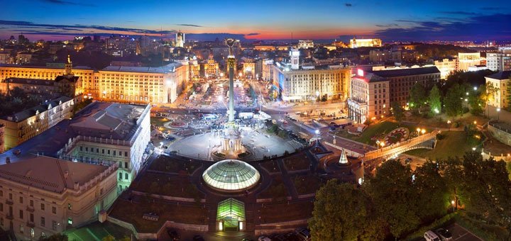 Площадь Независимости в Киеве. Скидки на отели в Киеве