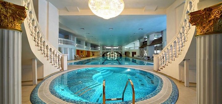 Джакузи в SPA-отеле «Променад» в Трускавце. Бронируйте гостиницу со скидкой.