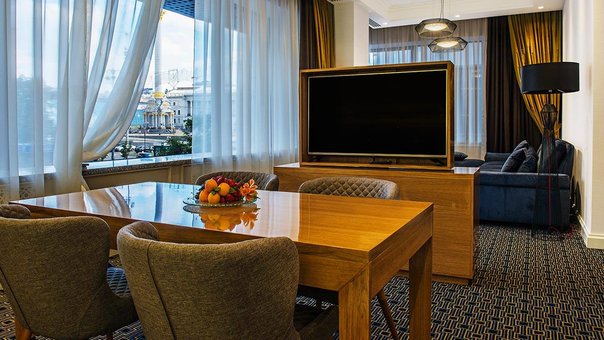 Hotel room "Khreshchatyk". Book a room at a discount
