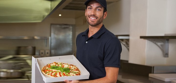 Discounts on pizza in the delivery service &quot;bambina&quot;