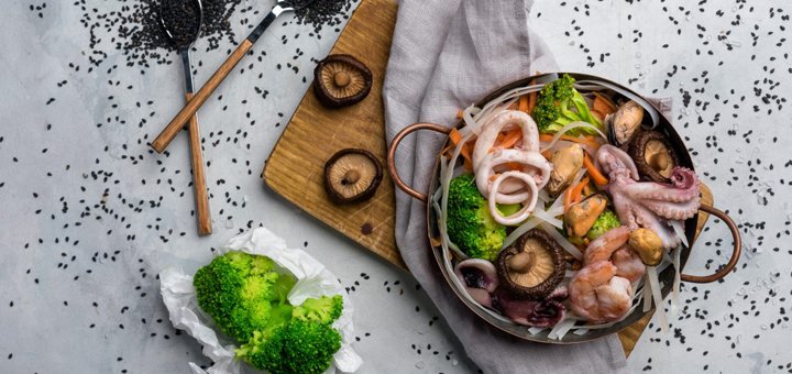 Promotion on the menu in the Food Miles delivery service
