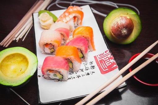 Yapona hata sushi-bar network. order sushi with a discount