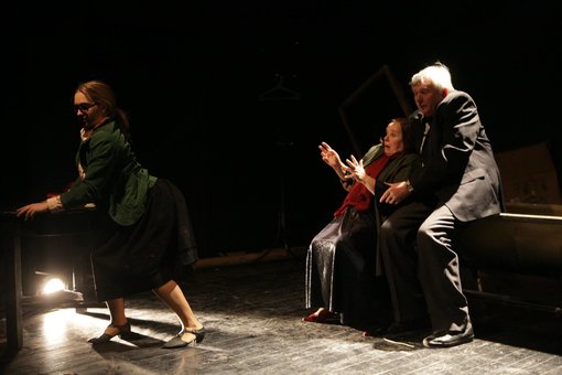 A performance at the kiev academic young theater. buy theater tickets at a discount.