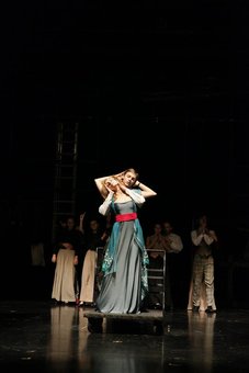 A performance at the kiev academic young theater. buy theater tickets at a discount.