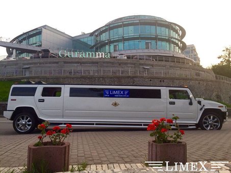 Оренда джип-лімузину в компанії «Limex» у Києві та Київській області. Бронюйте по акції.